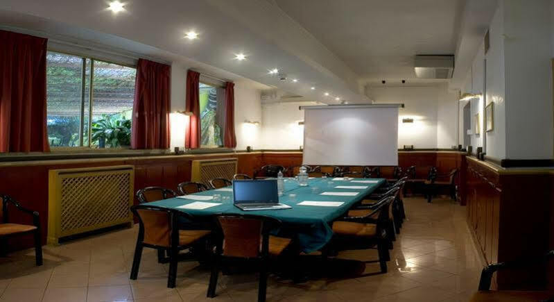Hotel Delle Muse Roma Esterno foto
